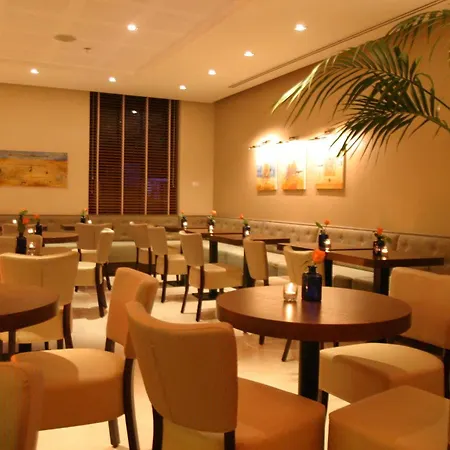 Prima Royale Hotel 